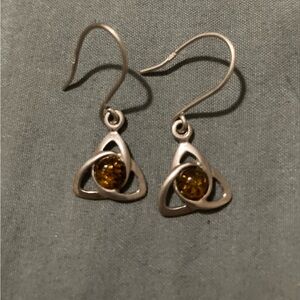 Celtic Triquetra green amber .925 silver drop earrings